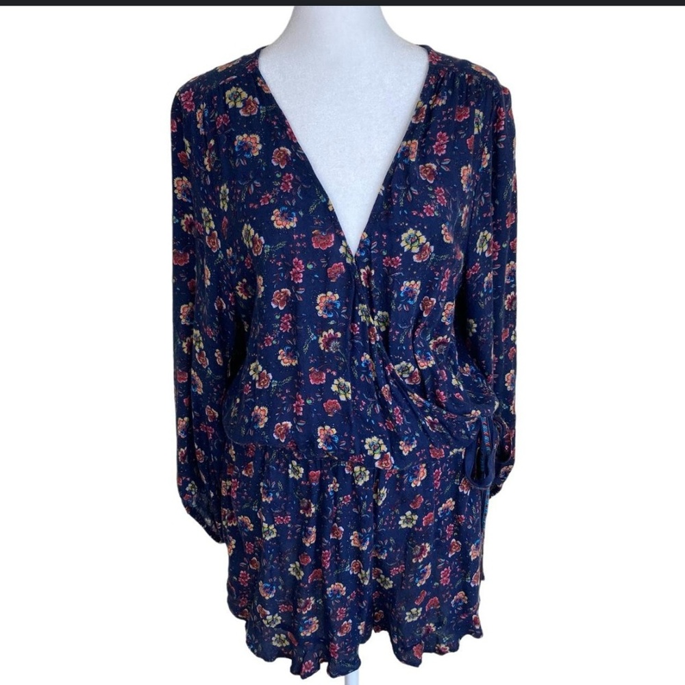 American Eagle long sleeve floral romper